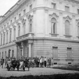 Keszthely, a Festetics kastély déli szárnya- 1953 (Forrás: Fortepan/Baráth Endre)
